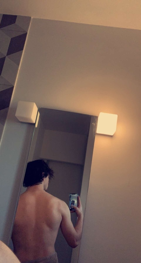 alex.6969 onlyfans leaked picture 1