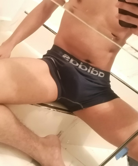 anthorny7 onlyfans leaked picture 1