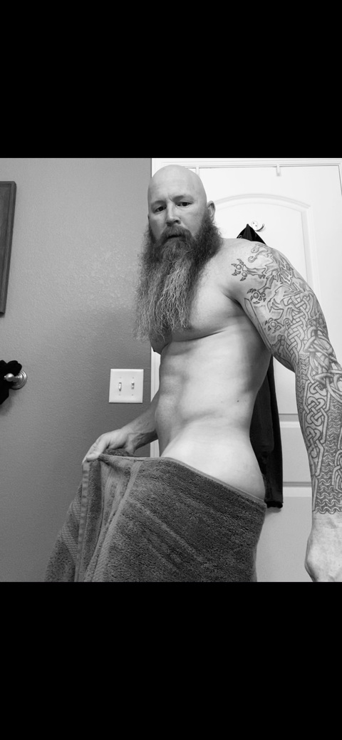 beardedviking80 onlyfans leaked picture 1