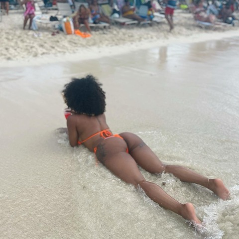 calishabreanna onlyfans leaked picture 1