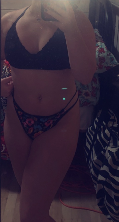 dcskitty onlyfans leaked picture 1