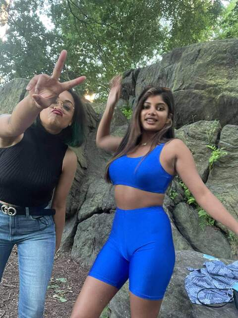 dumb.bittys onlyfans leaked picture 1