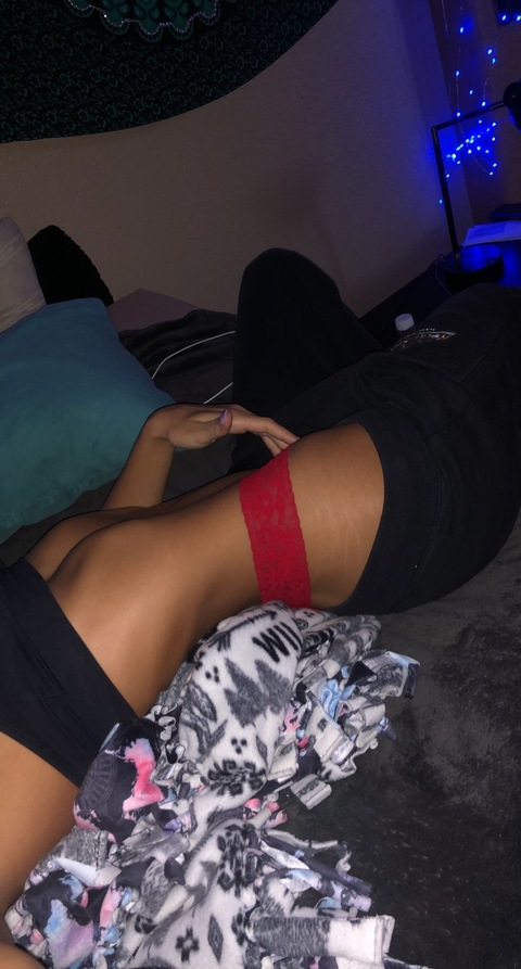 hanaray onlyfans leaked picture 1