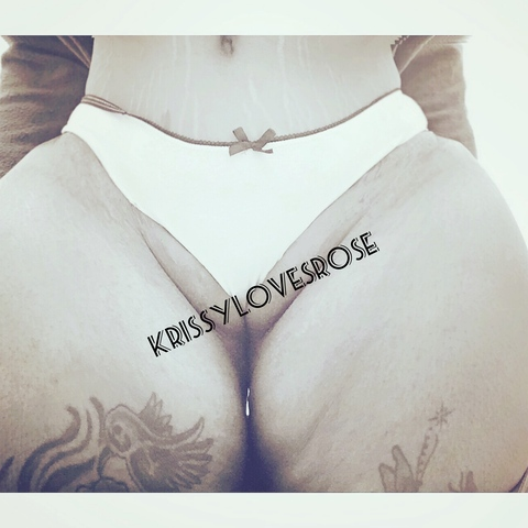 krissylovesroses onlyfans leaked picture 1