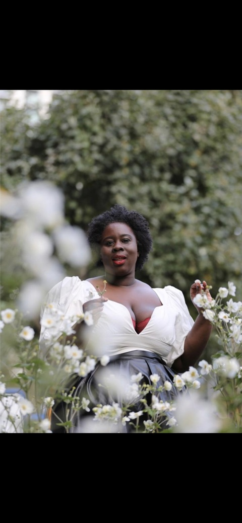 latoyabrobbey onlyfans leaked picture 1