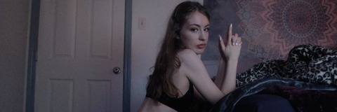 linzeeerinwoods onlyfans leaked picture 1