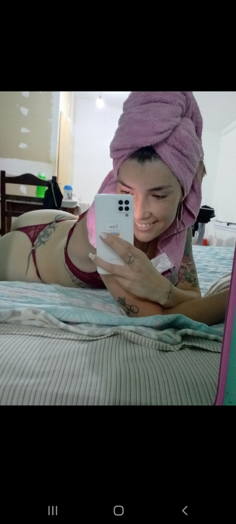 rochii22 onlyfans leaked picture 1