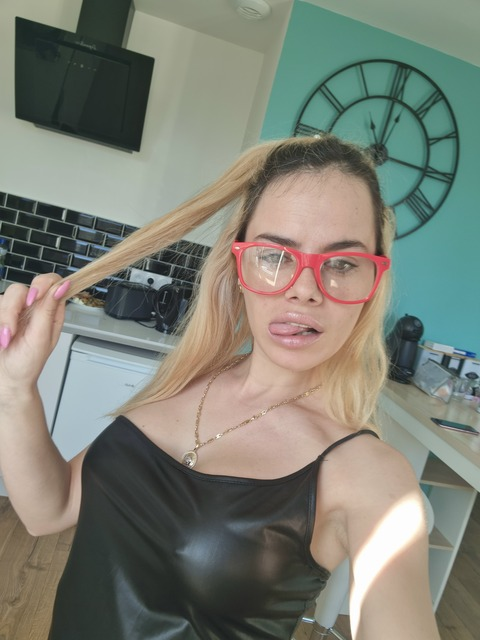 sexxybarbiexxx onlyfans leaked picture 1