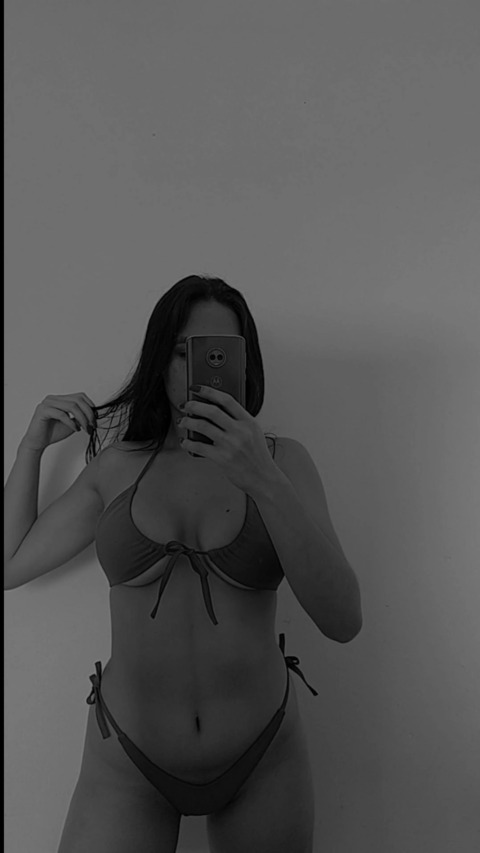 solci_l onlyfans leaked picture 1