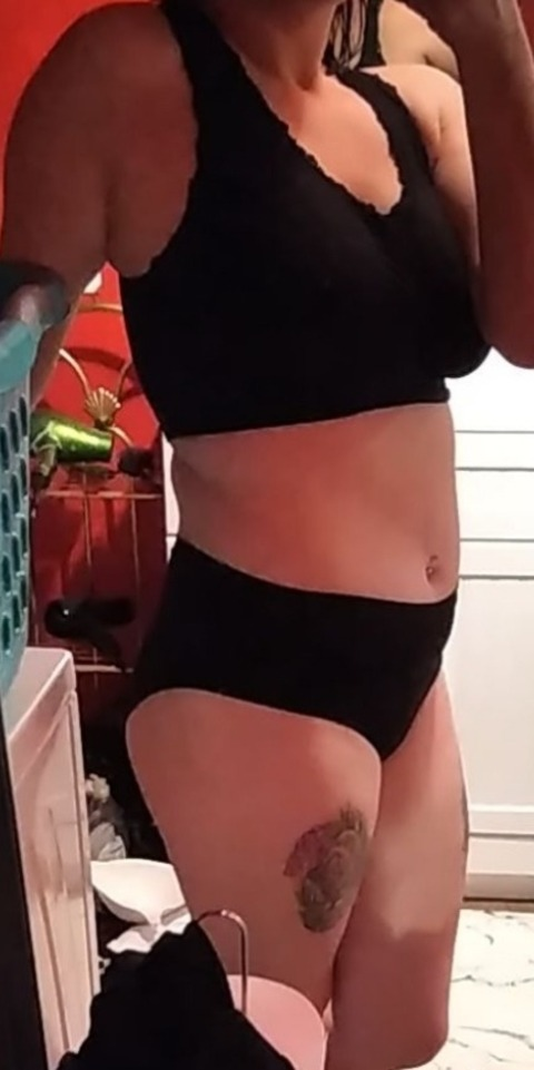 u28405691 onlyfans leaked picture 1