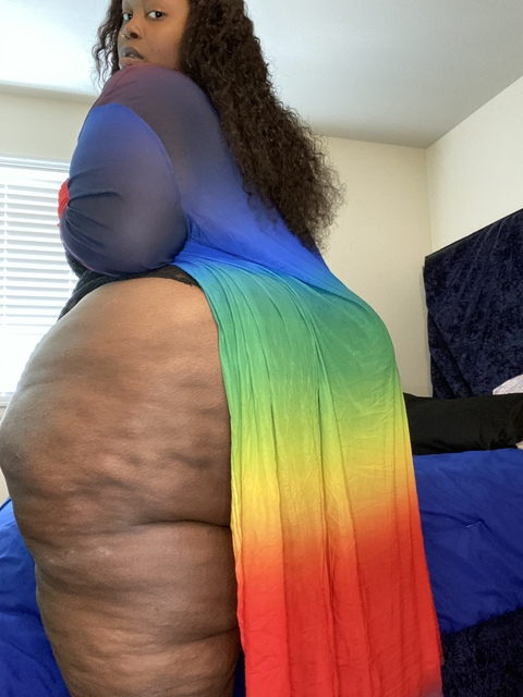 xtra.lrg.sweettea onlyfans leaked picture 1