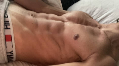 zeussyyy onlyfans leaked picture 1